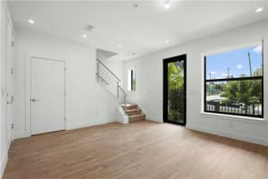 553 NE 21st Ct   2, Wilton Manors, FL 33305 Sold 12/06/22