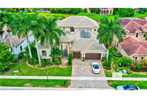 10569  Versailles Boulevard, Wellington, FL 33449 Sold 10/13/22