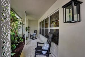 20  Minnetonka Rd, Sea Ranch Lakes, FL 33308 Sold 12/08/22