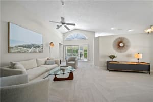 2933 SW Shinnecock Hills Ct, Palm City, FL 34990 Sold 10/26/22