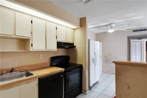 827 NE 199th St, Miami, FL 33179, Sold 12/08/22