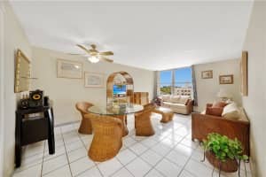 2899  Collins Ave   536, Miami Beach, FL 33140 Sold 12/29/22