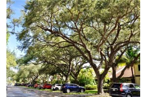 183 NE 6 Court, Dania Beach, FL 33004 Sold 01/17/23