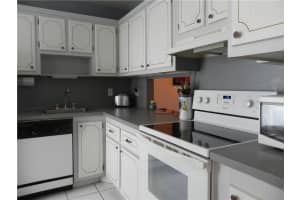 608 NE 2nd St   336, Dania Beach, FL 33004 Sold 11/29/22