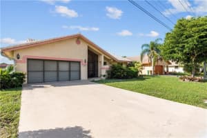 10306 NW 71st Pl, Tamarac, FL 33321 Sold 12/14/22