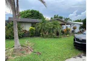 4902 NW 52nd Ct, Tamarac, FL 33319 Sold 10/21/22