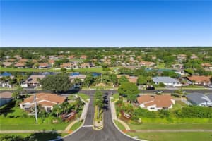 376 SW 27th Ave, Delray Beach, FL 33445 Sold 10/31/22