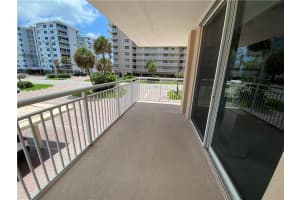 1050  Hillsboro Mile   208w, Hillsboro Beach, FL 33062 Sold 02/24/23