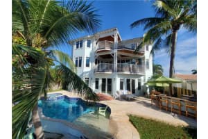 2662 SE 14th St, Pompano Beach, FL 33062 Sold 06/09/23