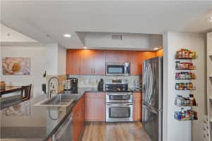100 N Federal Hwy   524, Fort Lauderdale, FL 33301 Sold 10/26/22