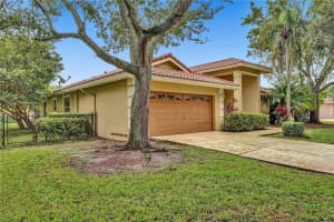 5930 NW 100th Way, Parkland, FL 33076 Sold 04/12/23
