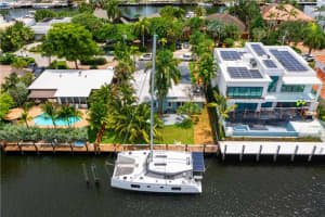 1601 SE 13th St, Fort Lauderdale, FL 33316 Sold 02/06/23