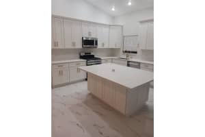 2546 SE Springtree Pl, Stuart, FL 34997, Sold 04/07/23