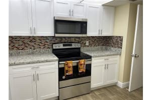 225 SE 10th St   3D, Deerfield Beach, FL 33441 Sold 01/17/23