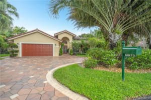 12975 SW 34th Pl, Davie, FL 33330 Sold 04/12/23