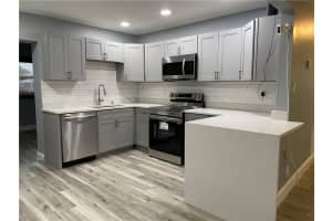 8503 NW 57th Ct, Tamarac, FL 33321 Sold 10/25/22