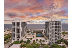 525 N Ocean Blvd   1617, Pompano Beach, FL 33062 Sold 07/13/23