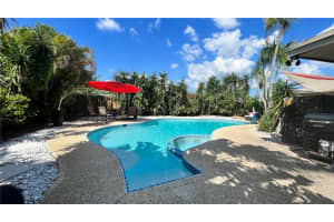 7103 NW 82nd St, Tamarac, FL 33321, Sold 11/03/22