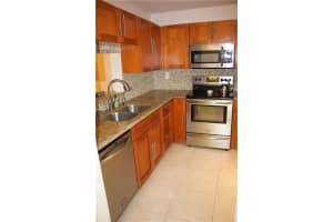 6301 N University Dr, Tamarac, FL 33321, Sold 11/09/22