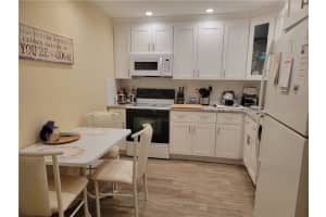 8140 SW 24th St   101, North Lauderdale, FL 33068 Sold 10/31/22