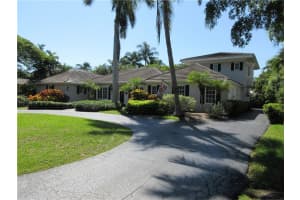 2  Cayuga Ln, Sea Ranch Lakes, FL 33308 Sold 09/06/23