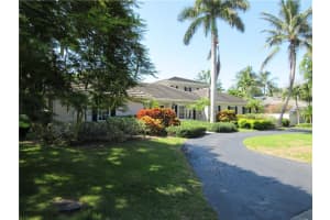 2  Cayuga Ln, Sea Ranch Lakes, FL 33308 Sold 09/06/23