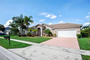 1453  Stonehaven Estates Dr, West Palm Beach, FL 33411 Sold 03/06/23