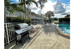 900  Atlantic Shores Blvd   208, Hallandale Beach, FL 33009 Sold 10/24/22