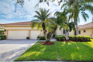 6386 SW 191st Ave, Fort Lauderdale, FL 33332 Sold 05/12/23