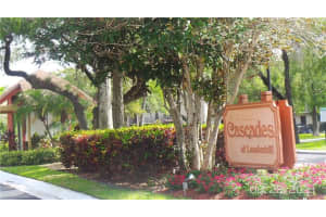 7940 NW 50th St, Lauderhill, FL 33351, Sold 12/05/22
