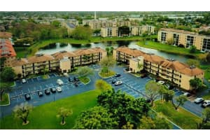 7940 NW 50th St, Lauderhill, FL 33351, Sold 12/05/22