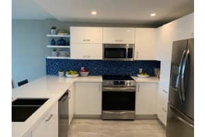 3015 N Ocean Blvd, Fort Lauderdale, FL 33308, Sold 11/07/22