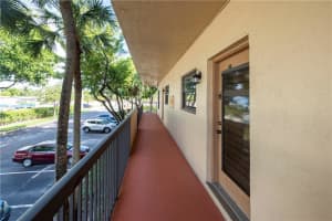 6095 N Sabal Palm Blvd, Tamarac, FL 33319, Sold 12/05/22