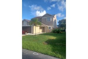 1052 Fairfax Cir W, Boynton Beach, FL 33436, Sold 03/10/23