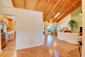 21111 Escondido Way N, Boca Raton, FL 33433, Sold 02/08/23