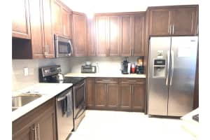 204 Par Dr, Royal Palm Beach, FL 33411, Sold 11/22/22