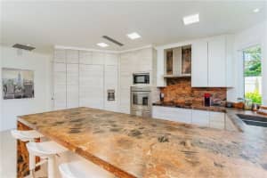 954 Harbor View S, Hollywood, FL 33019, Sold 11/10/22