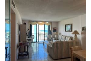 322 Buchanan St, Hollywood, FL 33019, Sold 12/28/22