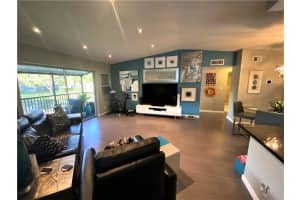 2709 S Oakland Forest Dr, Oakland Park, FL 33309, Sold 11/18/22