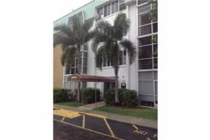 3040 NE 16th Ave, Oakland Park, FL 33334, Sold 01/30/23