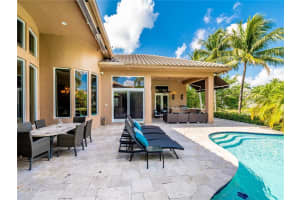 81  Peregrine Ave, Plantation, FL 33324 Sold 03/10/23