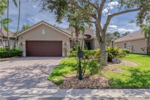 11272 NW 71st Ct, Parkland, FL 33076 Sold 02/16/23
