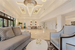 100 S Birch Rd, Fort Lauderdale, FL 33316, Sold 01/12/23