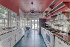 801 SW 2nd Ct, Fort Lauderdale, FL 33312, Sold 01/27/23