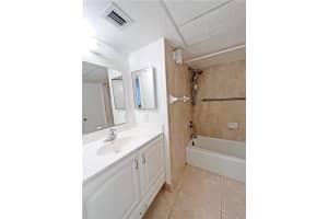 3101 Oakland Shores Dr, Oakland Park, FL 33309, Sold 11/15/22