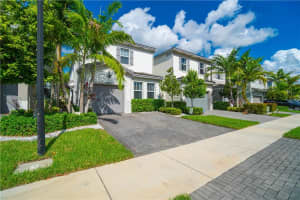 4521 NW 48th Terrace, Tamarac, FL 33319, Sold 01/13/23