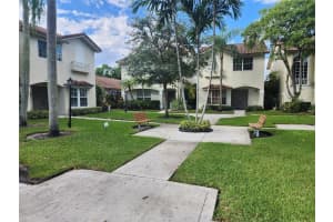 10895 NW 8th St   10895, Pembroke Pines, FL 33026 Sold 11/21/22