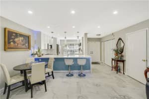10895 NW 8th St   10895, Pembroke Pines, FL 33026 Sold 11/21/22