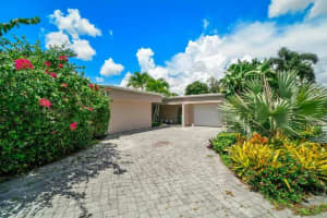 4905 Umbrella Tree Ln, Tamarac, FL 33319 Sold 10/06/23