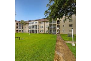 2700 Riverside Dr, Coral Springs, FL 33065, Sold 05/11/23